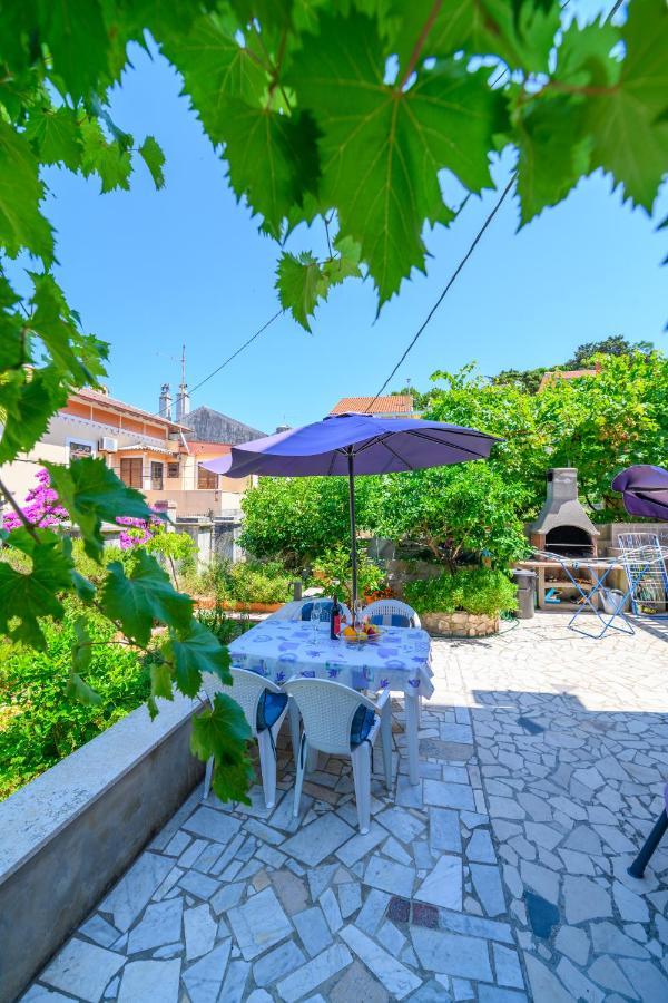Apartmani Loreta Mali Lošinj Exterior foto