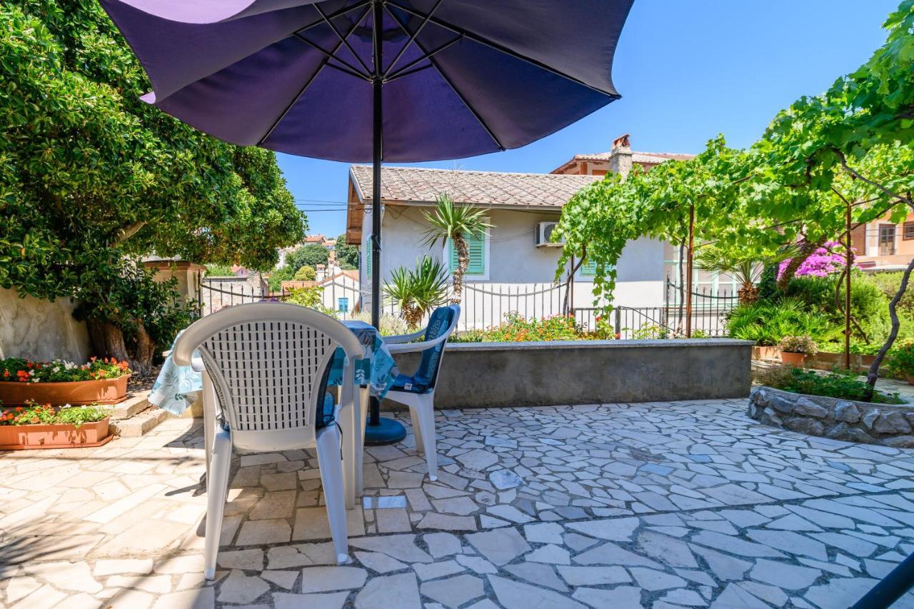 Apartmani Loreta Mali Lošinj Exterior foto