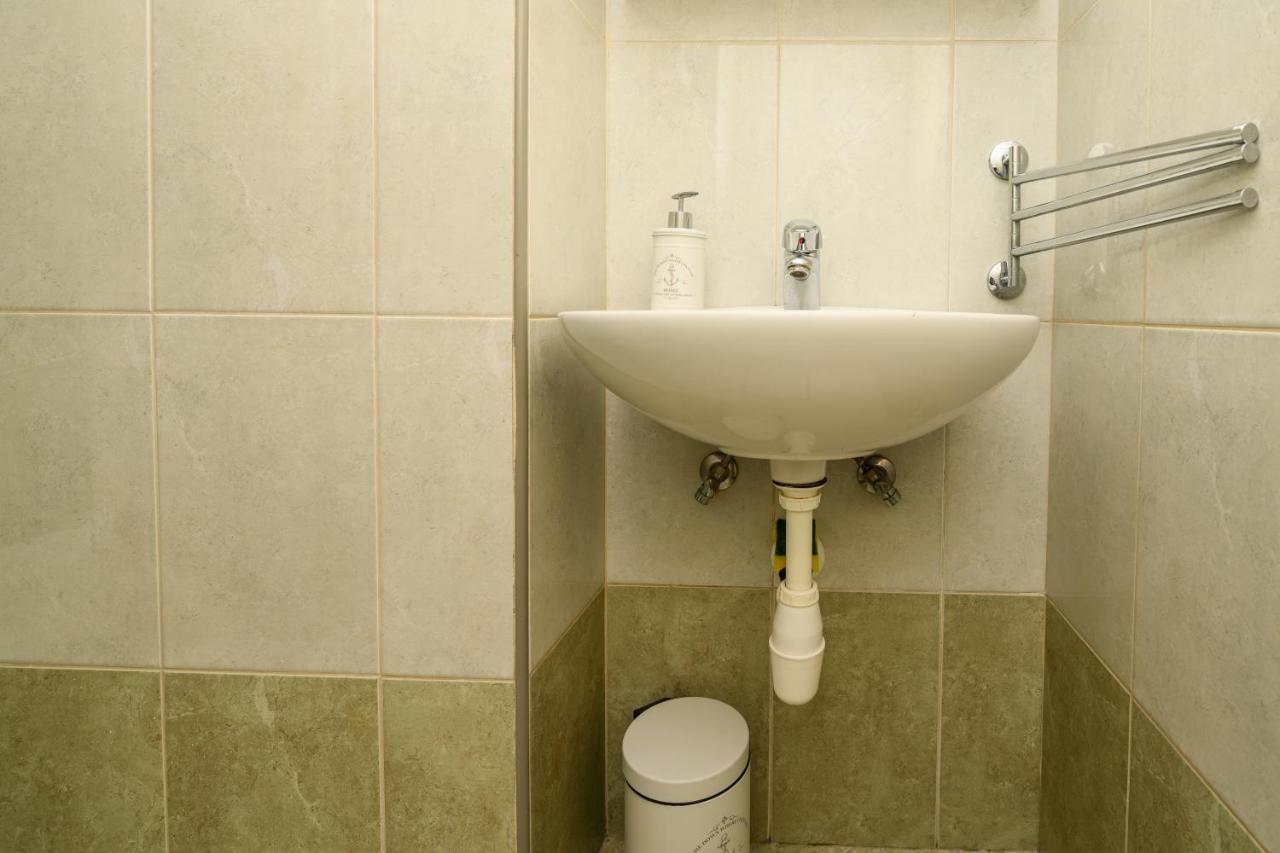 Apartmani Loreta Mali Lošinj Exterior foto